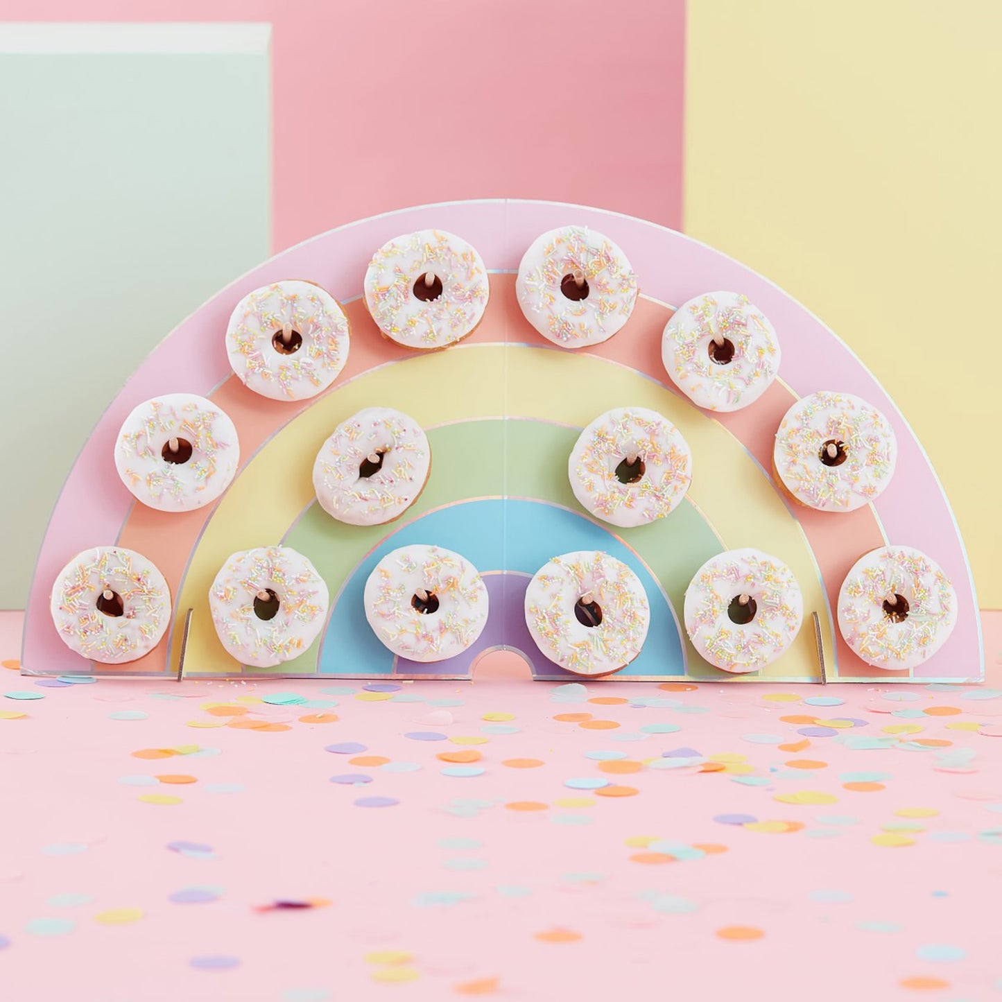 Donatwand Donutwall Regenbogen Pastell Ginger Ray