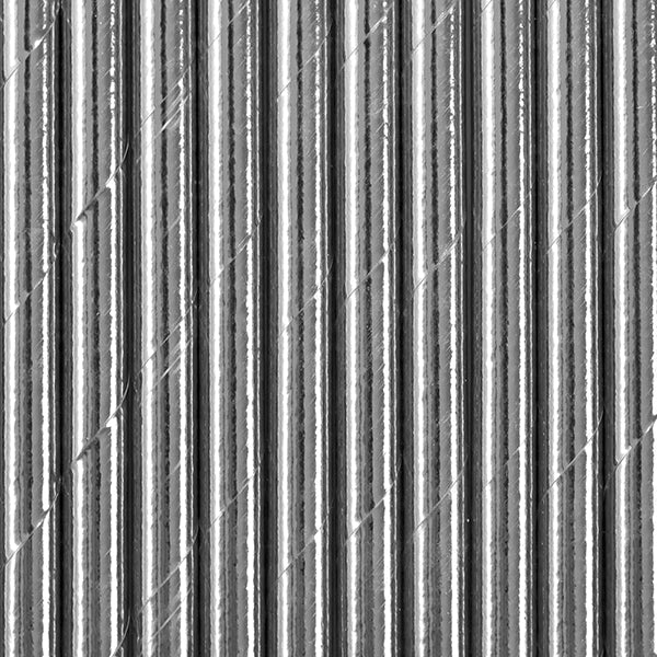 Papiertrinkhalme in Silber