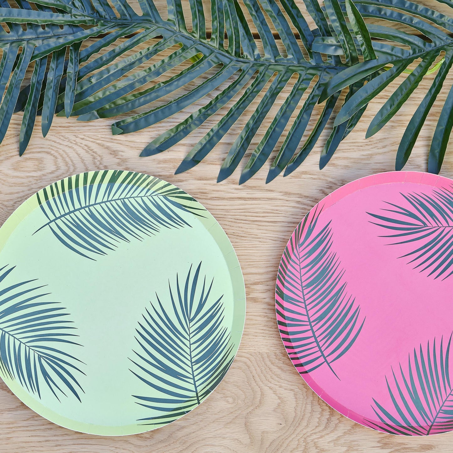 Tropical Party Palmblätter Hawaiiparty Sommerparty Gartenparty Partyteller Pappteller
