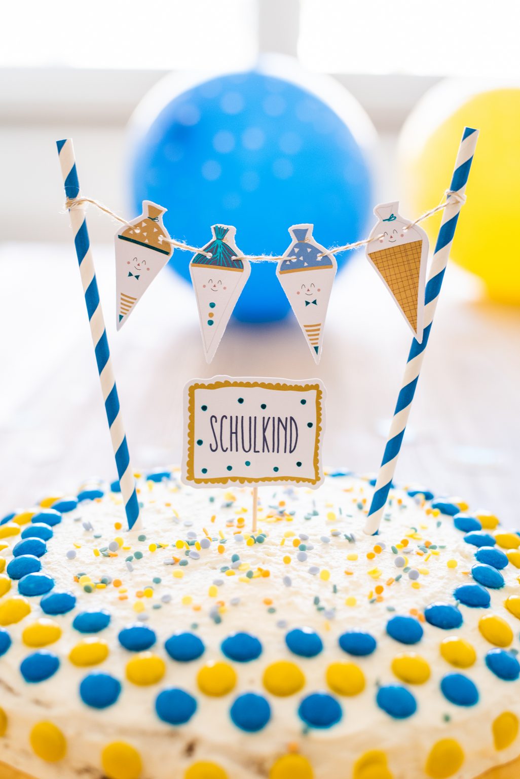 Einschulung Dekoration Ava & Yves Schulstart Schulkind Schule Schulanfang Blau Grün Schultüten Caketopper Tortendeko