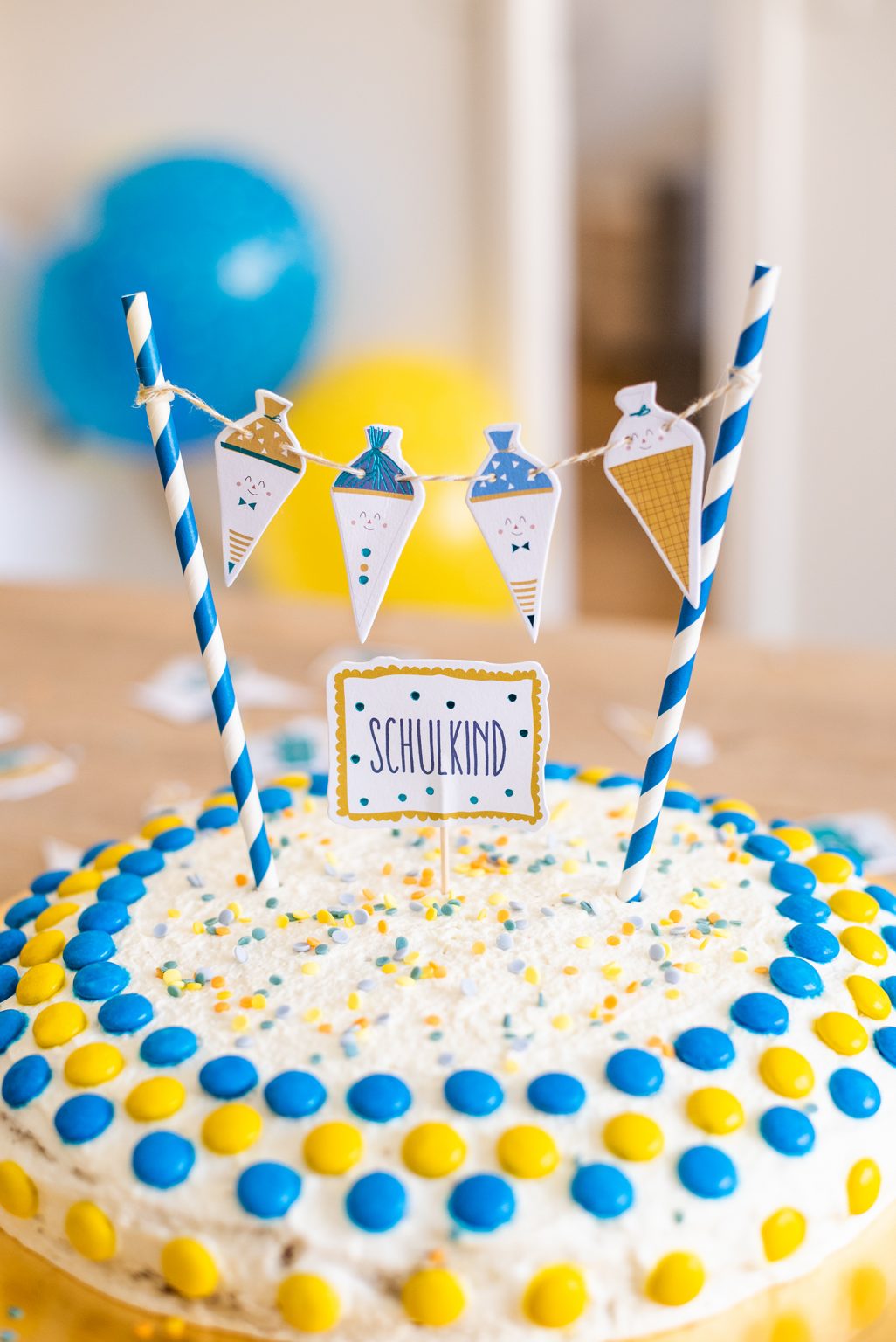 Einschulung Dekoration Ava & Yves Schulstart Schulkind Schule Schulanfang Blau Grün Schultüten Caketopper Tortendeko