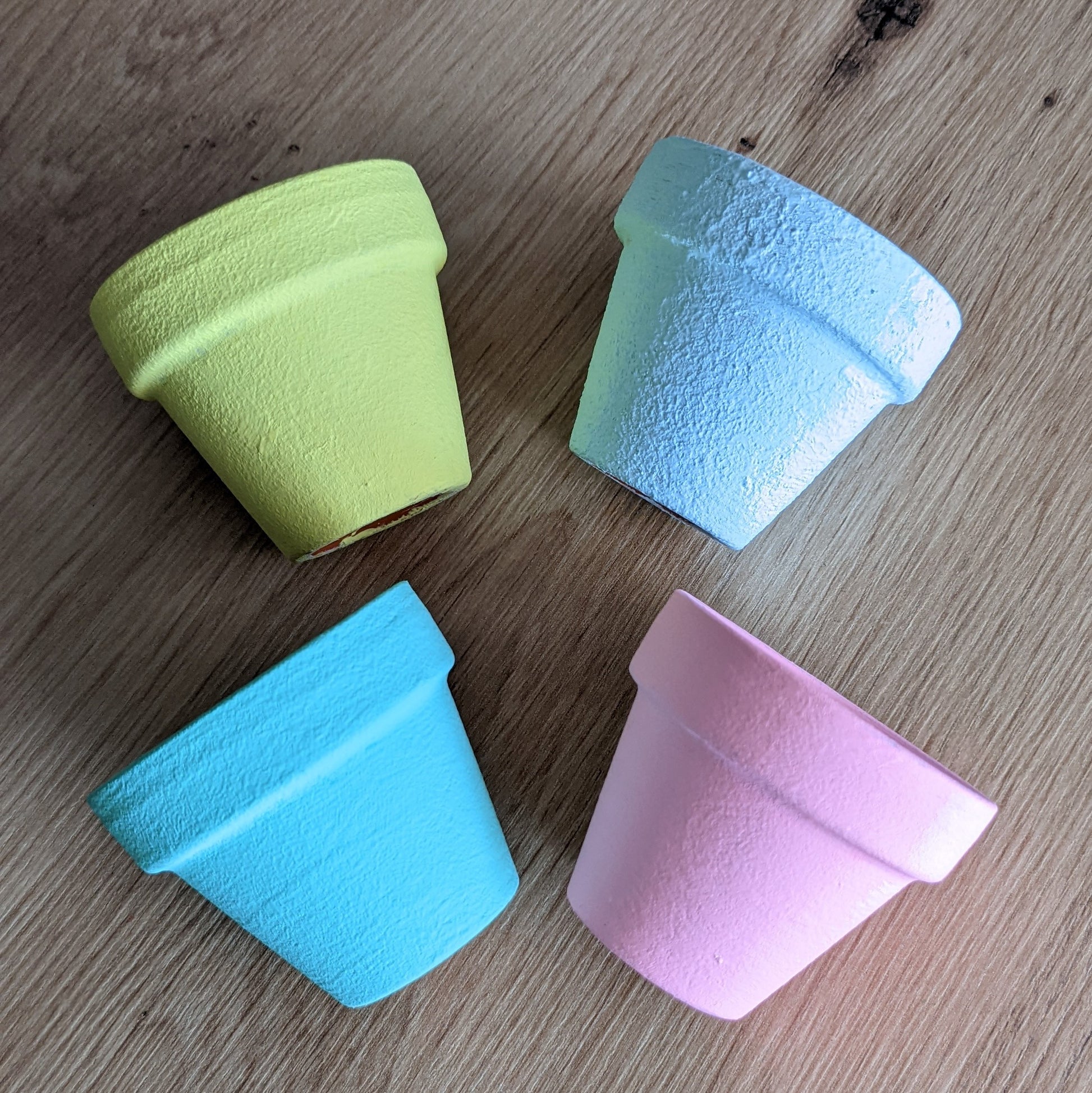 DIY Bastel Set Hasen Osterhase Tischdeko Ostern Platzkarte Sitzplatz Eierbecher Kinder Süß Tontopf Pastell