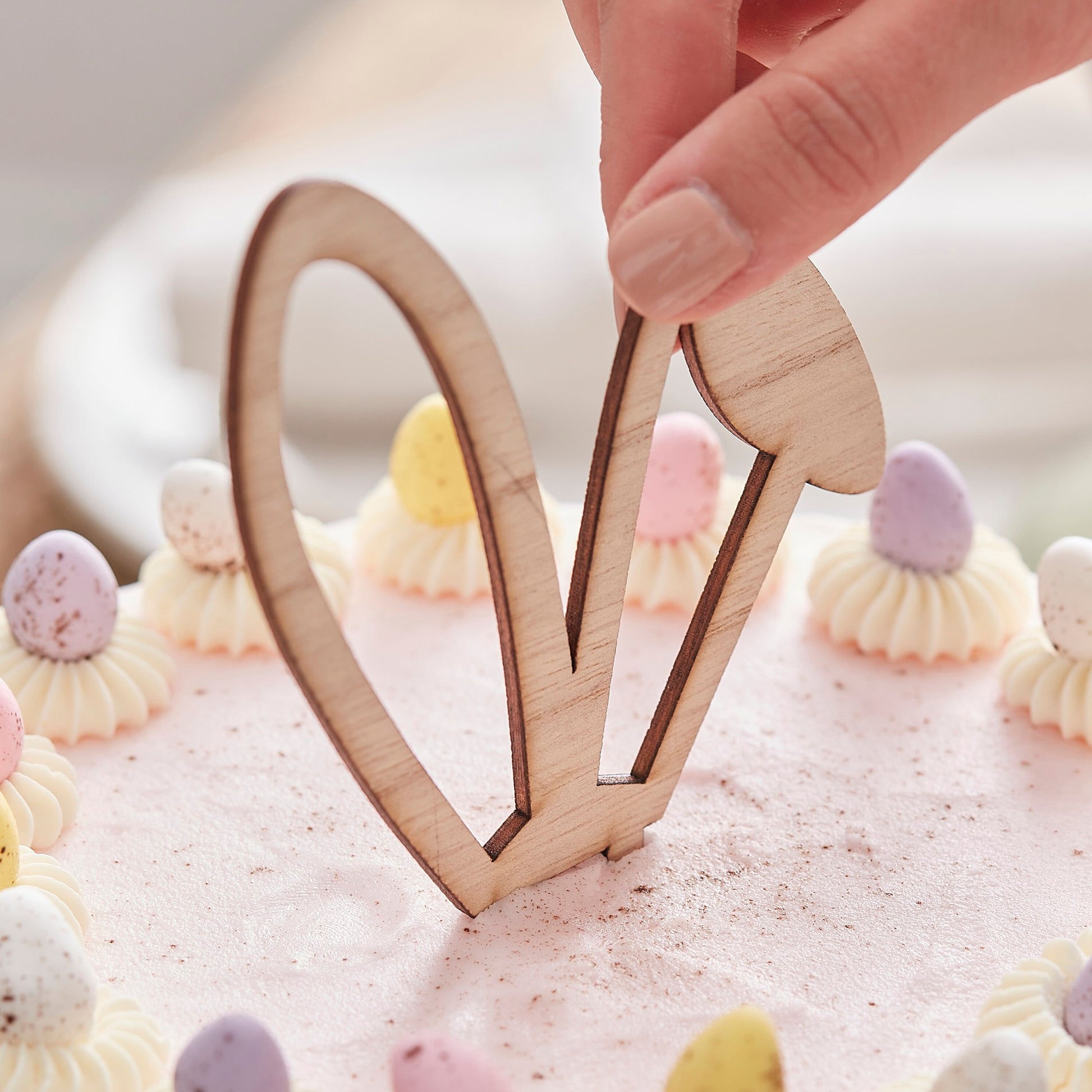Caketopper Hasenohren aus Holz von Ginger Ray Tortendeko Ostern Osterfest